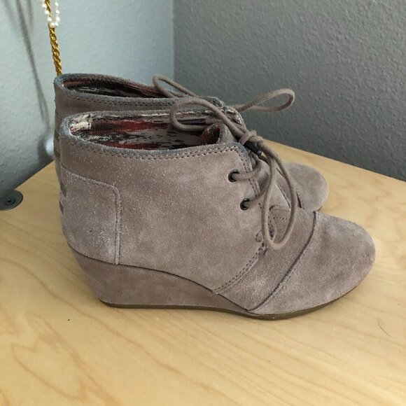Toms Beige Desert Taupe Wedge Booties - NEW - Picture 4 of 5